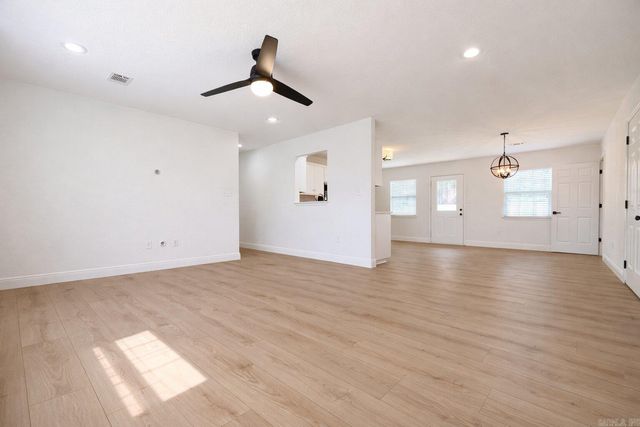 8 Harvest Ridge Road, Arkadelphia, AR 71923