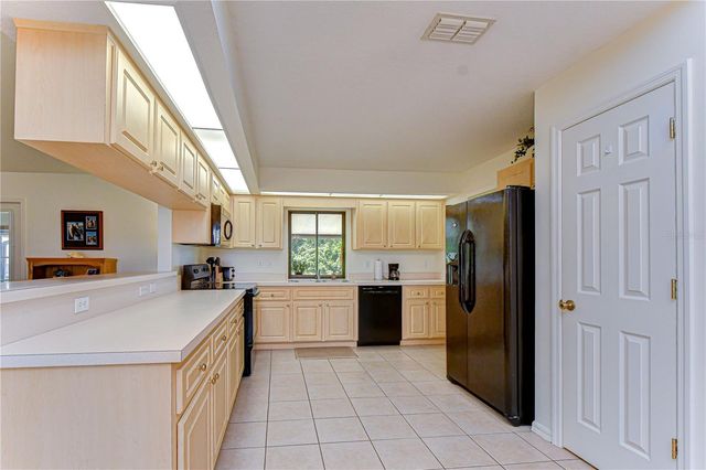 2623 N BETHLEHEM ROAD, Plant City, FL 33565