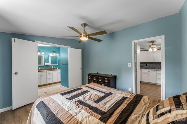 771 Hoppy Tom Hollow Road, Marion, NC 28752