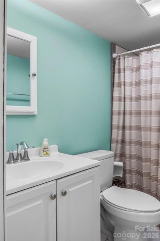 771 Hoppy Tom Hollow Road, Marion, NC 28752