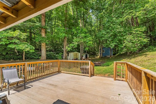 771 Hoppy Tom Hollow Road, Marion, NC 28752