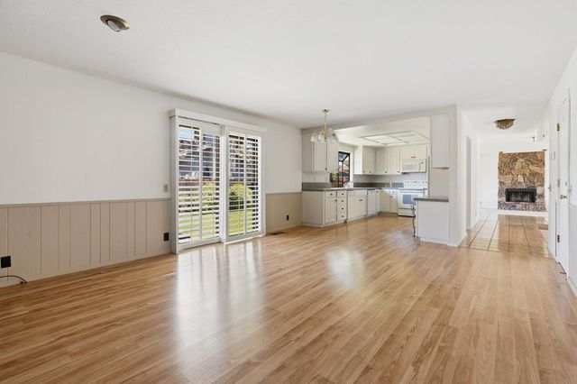 9201 Rock Oak Ln, Fair Oaks, CA 95628