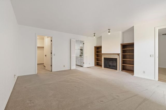 9201 Rock Oak Ln, Fair Oaks, CA 95628