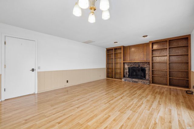 9201 Rock Oak Ln, Fair Oaks, CA 95628