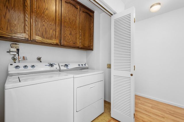 9201 Rock Oak Ln, Fair Oaks, CA 95628
