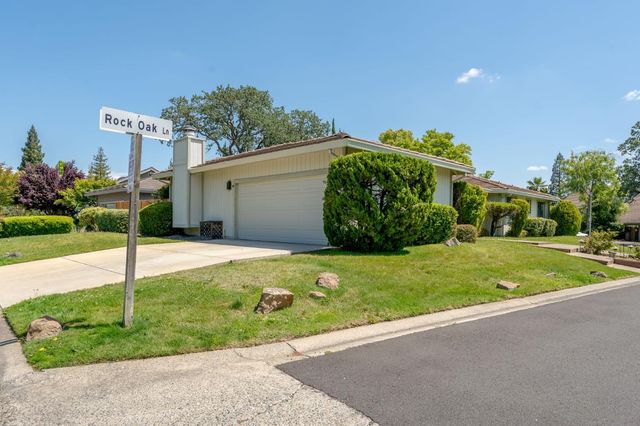 9201 Rock Oak Ln, Fair Oaks, CA 95628