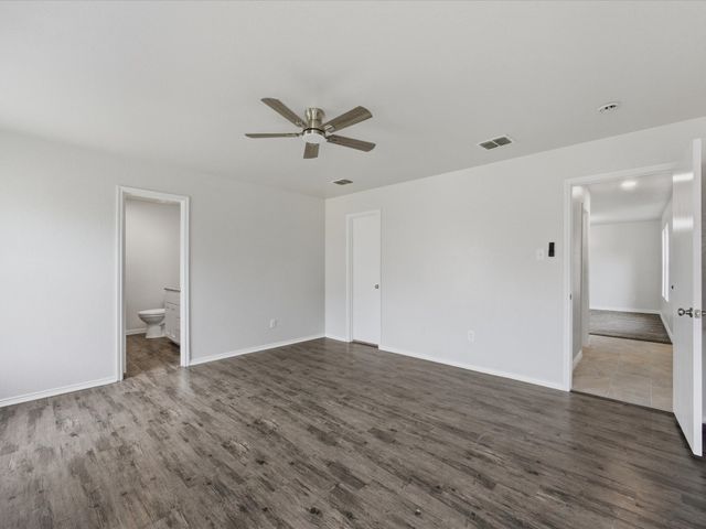 12134 Shine Avenue, Rhome, TX 76078