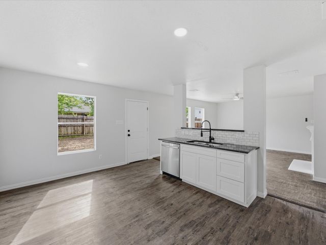 12134 Shine Avenue, Rhome, TX 76078