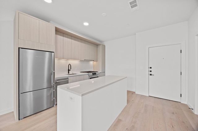 2209 S 1st ST 225, Austin, TX 78704