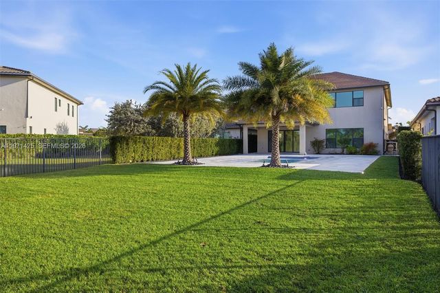 1282 SW 113th Way, Pembroke Pines, FL 33025