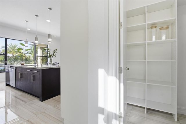 1282 SW 113th Way, Pembroke Pines, FL 33025