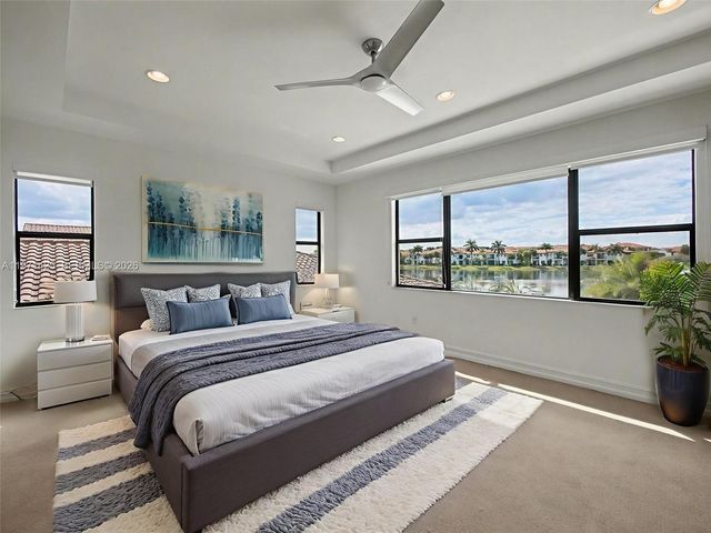 1282 SW 113th Way, Pembroke Pines, FL 33025