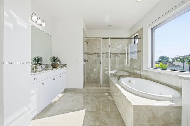 1282 SW 113th Way, Pembroke Pines, FL 33025