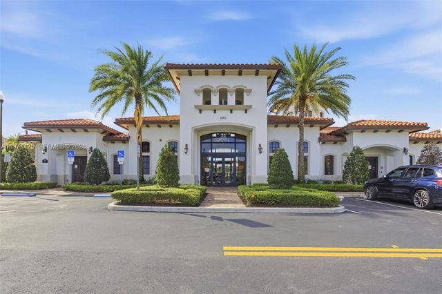 1282 SW 113th Way, Pembroke Pines, FL 33025