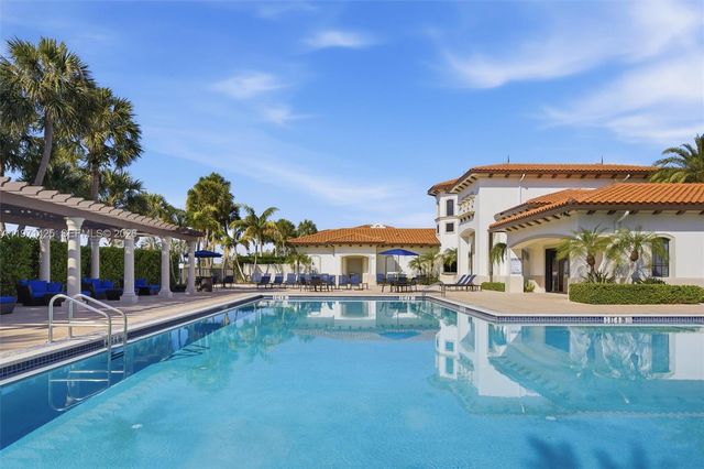 1282 SW 113th Way, Pembroke Pines, FL 33025