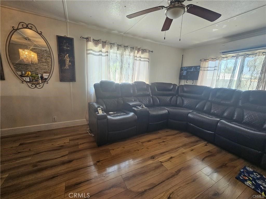 350 San Jacinto 143, Perris, CA 92571 — photo 2