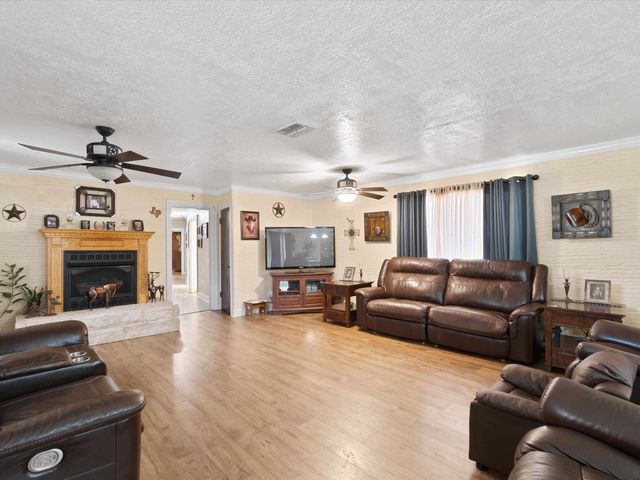 1103 Webb Street, Daingerfield, TX 75638