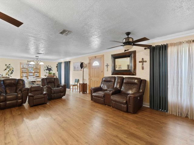 1103 Webb Street, Daingerfield, TX 75638