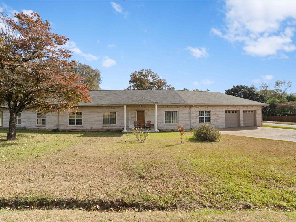 1103 Webb Street, Daingerfield, TX 75638