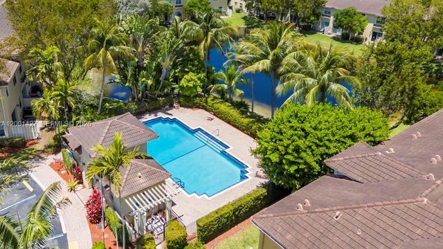 2851 W Prospect Rd 505, Tamarac, FL 33309