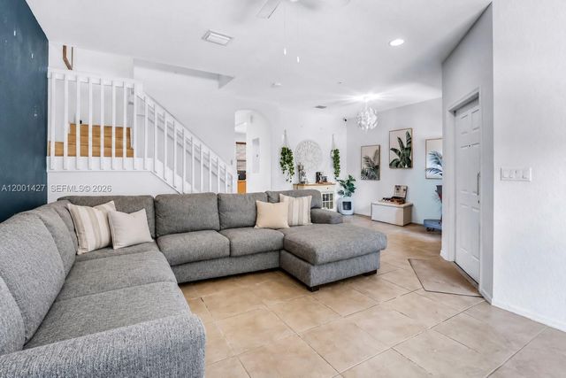 2851 W Prospect Rd 505, Tamarac, FL 33309