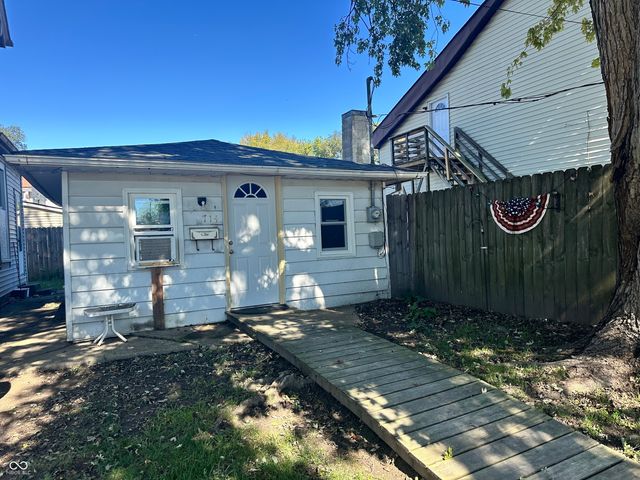 714 W Washington Street, Shelbyville, IN 46176