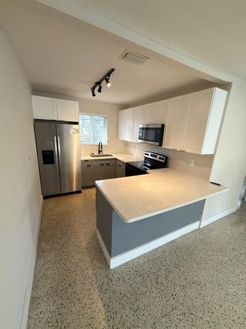 1306 SW 2nd Avenue, Dania Beach, FL 33004