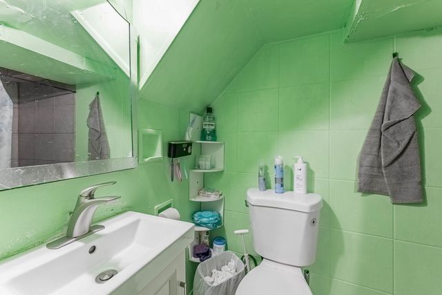 6933 S Michigan Avenue, Chicago, IL 60637