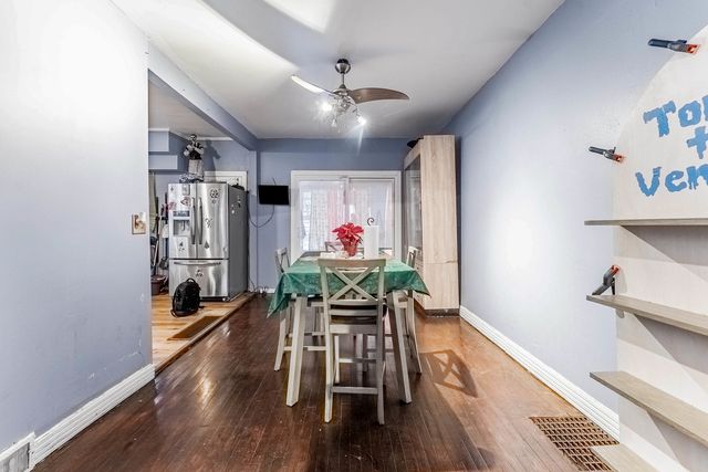 6933 S Michigan Avenue, Chicago, IL 60637