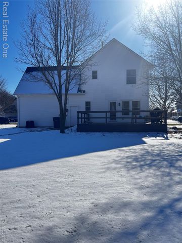 9410 Maple Run Court, Hamburg Township, MI 48169