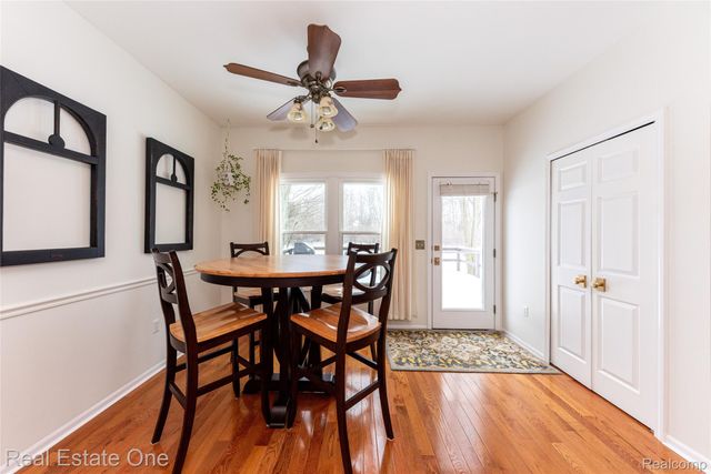 9410 Maple Run Court, Hamburg Township, MI 48169