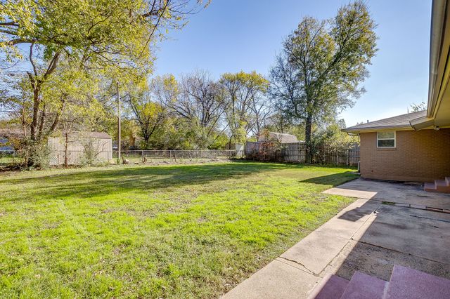 4716 Mackey Drive, North Richland Hills, TX 76180