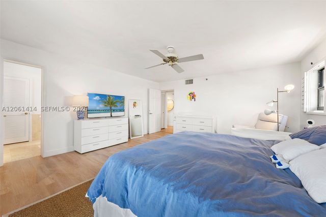 2575 S Bayshore Dr 11B, Miami, FL 33133
