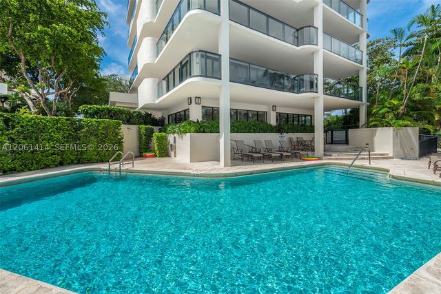 2575 S Bayshore Dr 11B, Miami, FL 33133