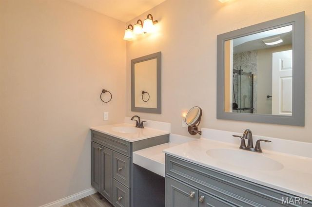 528 Homestead Avenue, Swansea, IL 62226