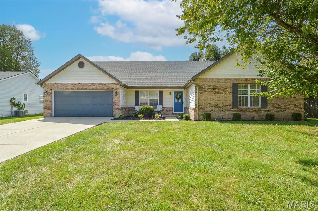 528 Homestead Avenue, Swansea, IL 62226
