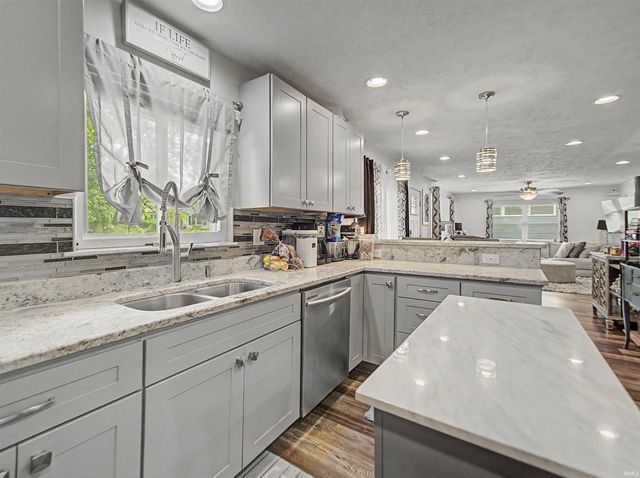7608 Adams Avenue, Evansville, IN 47715