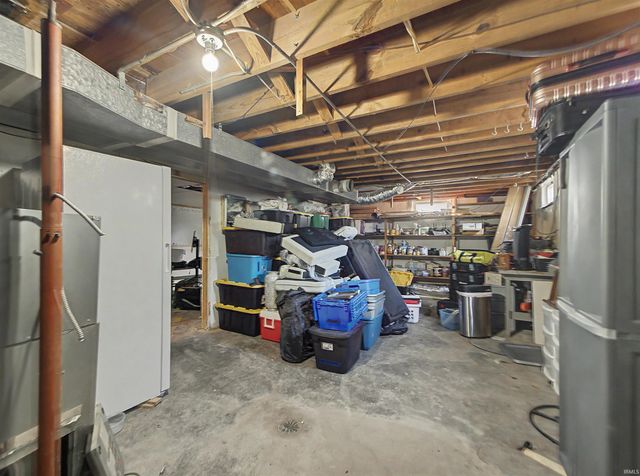 7608 Adams Avenue, Evansville, IN 47715