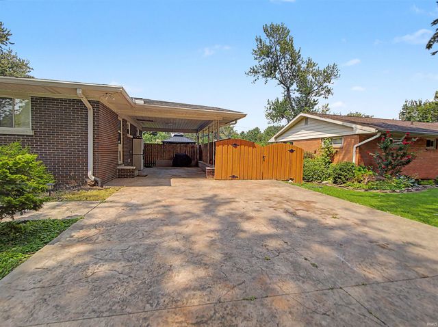 7608 Adams Avenue, Evansville, IN 47715