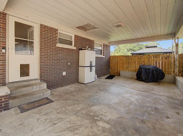7608 Adams Avenue, Evansville, IN 47715
