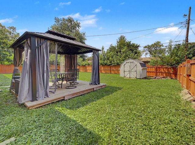 7608 Adams Avenue, Evansville, IN 47715