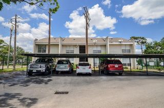 1950 Spenwick Drive 302, Houston, TX 77055