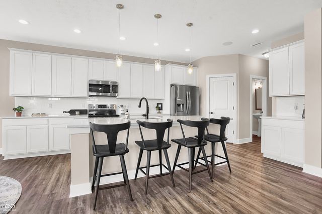 219 Commodore Drive, Pittsboro, IN 46167
