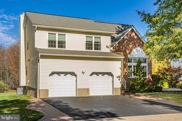 13 SETTER PL, Kendall Park, NJ 08824