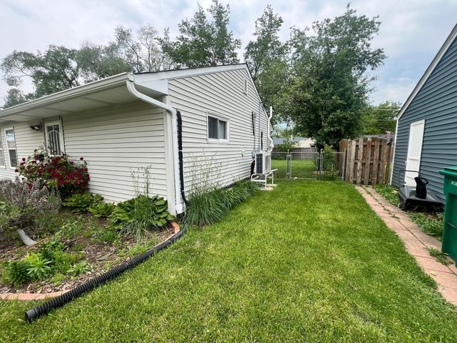 1313 Loral Avenue, Joliet, IL 60435