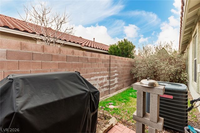 115 Tapatio Street, Henderson, NV 89074