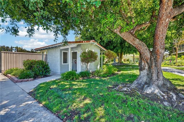 2232 Via Puerta A, Laguna Woods, CA 92637