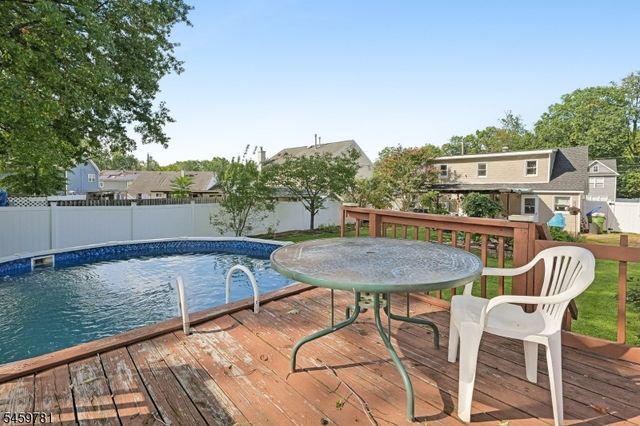 22 Sturgis Rd, Edison Twp., NJ 08817