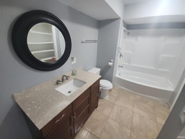 308 Longtree Lane, Logansport, IN 46947