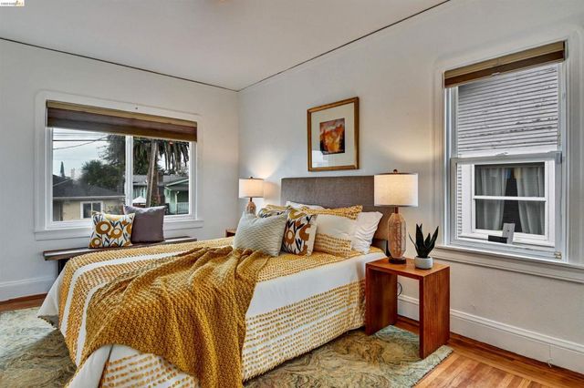 6236 6236 Laird Ave, Oakland, CA 94605